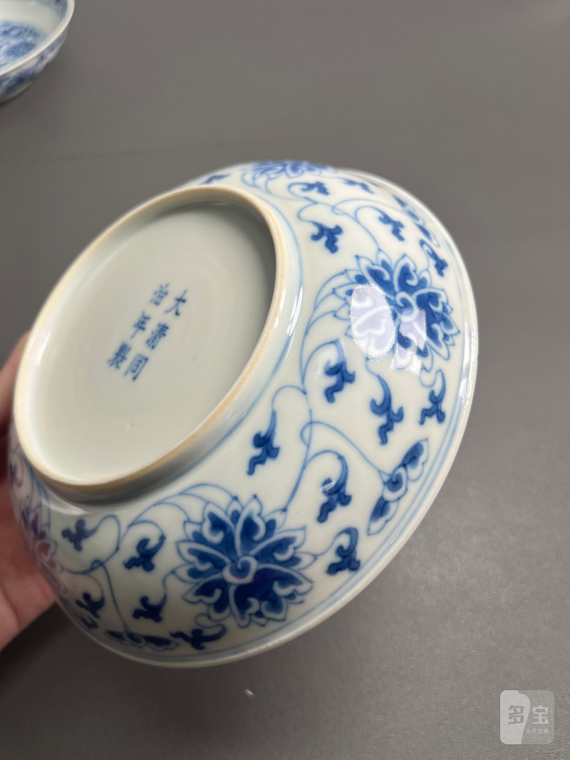 清同治  青花缠枝莲纹盘（一对） - 图6